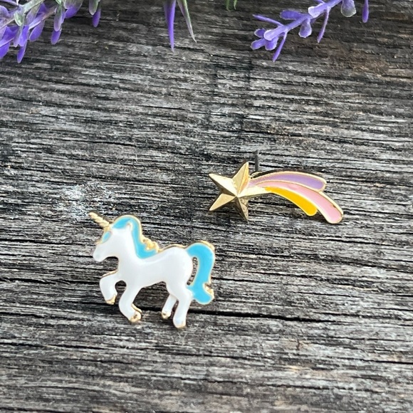 Unicorn Earrings Inspired earrings Stud Cute Shooting Star Earrings cute horse - Picture 2 of 15